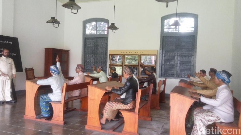 Ruangan asrama pelajar Stovia di Museum Kebangkitan Nasional (Syanti/detikTravel) Ruangan asrama pelajar Stovia di Museum Kebangkitan Nasional (Syanti/detikTravel)