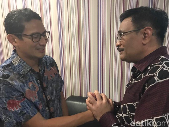 Sandiaga-Djarot Bertemu di Lobi Stasiun TV, Bahas Tim Sinkronisasi
