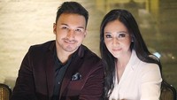 Maia Estianty dikabarkan dekat dengan pria bule yang diketahui sebagai Dr Thiago. Foto: Instagram doc.thiago