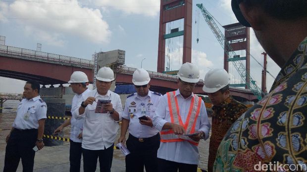 Menhub Tinjau LRT Palembang, Pastikan Rampung Sebelum Asian Games