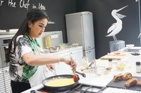  Ini Teknik Bikin Scrambled Egg dan French Toast Seenak Buatan Hotel