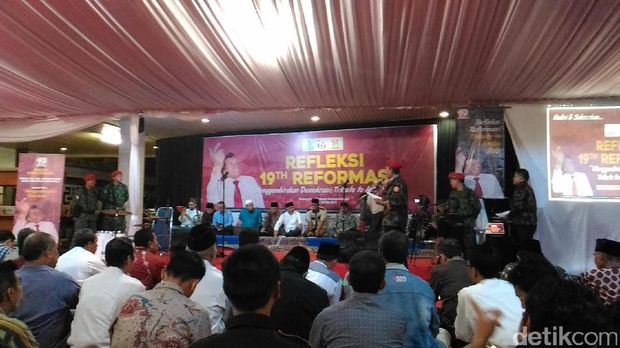 Acara Refleksi 19 Tahun Reformasi: Menggembirakan Demokrasi, Tribute to Amien Rais