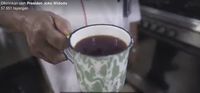 Buka Puasa, Kaesang Dipaksa Minum Jamu oleh Jokowi Agar Bugar
