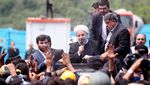 Pendukung Presiden Iran Terpilih Tumpah ke Jalan