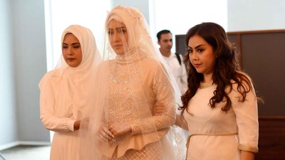 Cantiknya Fairuz A Rafiq Lepas Status Jandanya