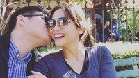Sejak menikah dengan Vicky Kharisma, Acha menetap di Sydney. Foto: Instagram Acha Septriasa
