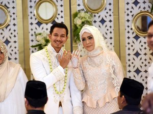 Jauh dari Pertengkaran, Fairuz A Rafiq Senang Manjakan Sonny