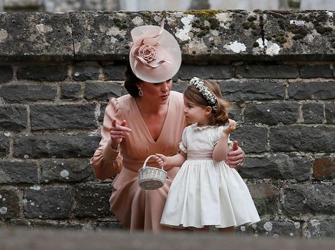 Viral Momen Kate Middleton Marahi Anaknya di Pernikahan Pippa Middleton