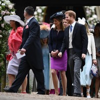 Prince Harry meninggalkan gereja tempat pernikahan Pippa Middleton.  (Photo by Justin Tallis - WPA Pool/Getty Images)