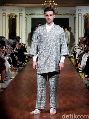 Tren Modest Fashion untuk Pria Menurut Dian Pelangi