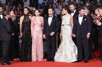  Gaun  Rancangan  Sebastian  Gunawan  Eksis di Festival Film Cannes