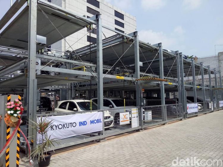 Keren, Parkir Mobil Tingkat Otomatis