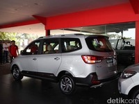 Jalan-jalan dengan Wuling Confero S, Lawan Baru Avanza Cs