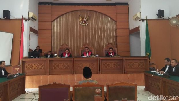  Sidang tuntutan terdakwa ujaran kebencian, Jamran di PN Jaksel, Senin (22/5/2017) ditunda