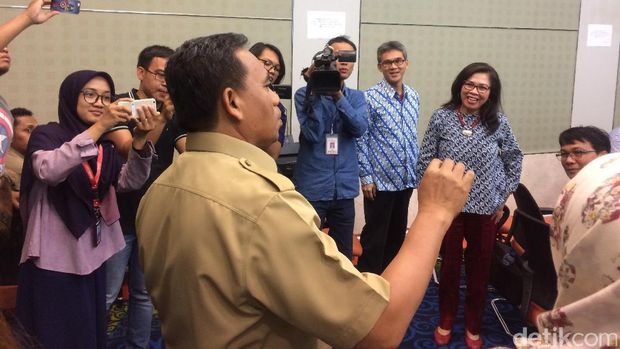 Sekda DKI dan Kepala Bappeda tinjau pertemuan tim sinkronisasi / 