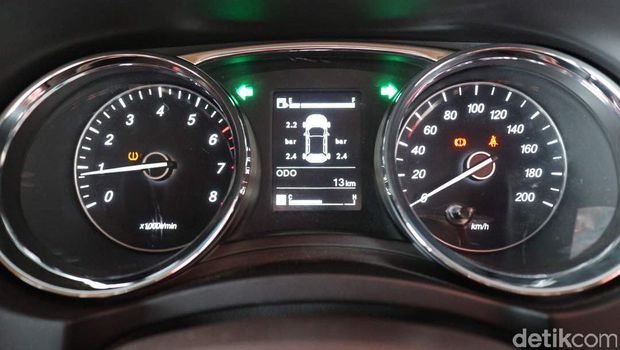 Digodok 2 Tahun, Ini Fitur Lengkap MPV Wuling Pesaing Avanza Cs