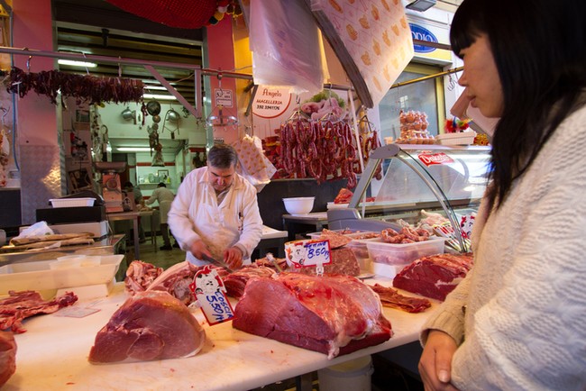 Ikuti Panduan Ini Saat Membeli dan Menyimpan Daging Sapi