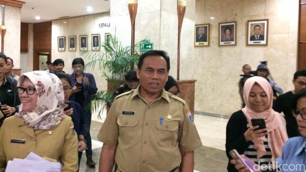 Sekda DKI dan Kepala Bappeda tinjau pertemuan tim sinkronisasi / 