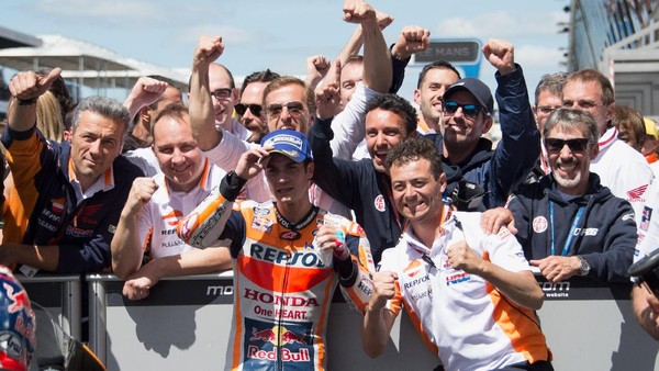 Pedrosa: Terima Kasih untuk Hadiahnya, Rossi Pedrosa: Terima Kasih untuk Hadiahnya, Rossi