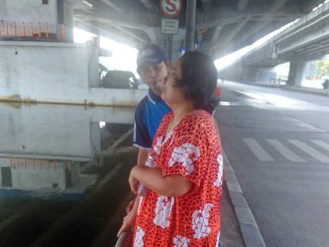 Ningsih yang hendak mengakhiri hidupnya karena suami mau kawin lagi