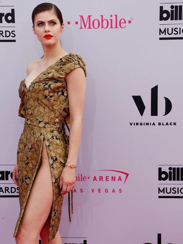 Foto: 7 Selebriti dengan Busana Terburuk di Billboard Music Awards