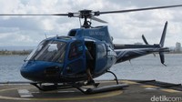 Wisatawan bisa mencoba atraksi yang lain yaitu Sea World Helicopters. 4 Penumpang sekali terbang akan dibawa melihat Sea World dan Kota Gold Coast dari atas selama 10 menit (Fitraya/detikTravel)