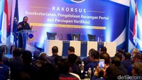 Surya Paloh mengatakan saat ini verifikasi Partai NasDem di tingkat wilayah sudah 100 persen selesai, namun masih ada yang belum di tingkat DPC.
