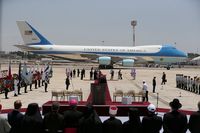 Wah, Pesawat Air Force One Butuh Kulkas Baru Seharga Rp 319 Miliar!