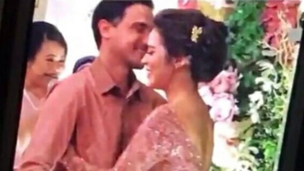 Lucunya Hamish Daud Saat Lamar Raisa, Jennifer Dunn Disebut Rebut Suami Orang