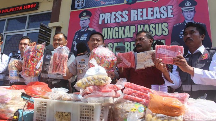 Dua Tempat Mengolah Makanan Ringan Tak Layak Edar Digerebek