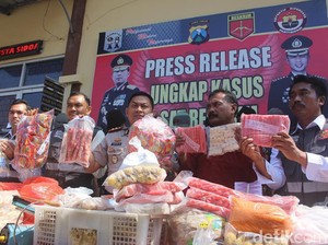 Dua Tempat Mengolah Makanan Ringan Tak Layak Edar Digerebek