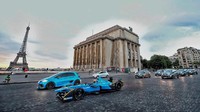 Dan kini tim balap Renault pun siap menyambut ajang balap mobil listrik di Paris.