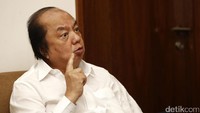 Dalam acara dPreneur tersebut Tahir juga berbagi kisahnya dalam memberikan bantuan di Abu Dhabi 2013 silam bersama Penemu Microsoft, Bill Gates. 