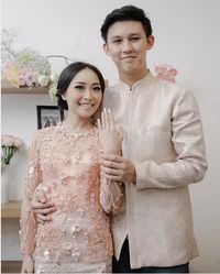 Inspirasi Kebaya Lamaran  dari Raisa Hingga Acha Septriasa