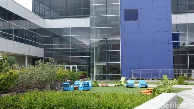Keliling Kantor Google yang Unik dan Asyik 
