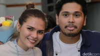 Selain itu, ada juga kabar jika Petra Sihombing akan menikahi kekasihnya yang merupakan model seksi Firrina. Foto: Hanif Hawari/detikHOT