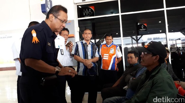 Dirut KAI Lakukan Inspeksi Jalur Mudik, Gangguan Alam Jadi Catatan