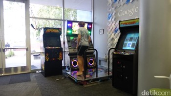 Wilkinson membantu merancang kampus Google itu setelah menang dalam kompetisi desainnya. Ia bekerja langsung dengan pendiri Google, Larry Page dan Sergey Brin. Foto: detikINET/Rachmatunnisa