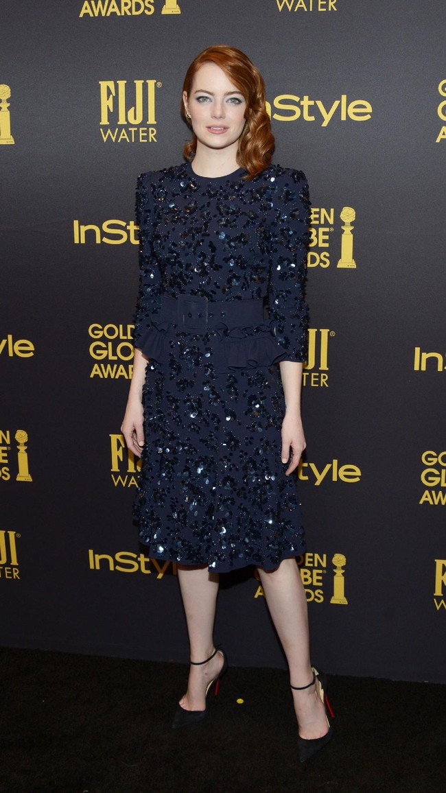 Emma Stone arrives at the Hollywood Foreign Press Association and InStyle celebrate the 2017 Golden Globe Award Season at Catch LA on November 10, 2016 in West Hollywood, California.  (Photo by Matt Winkelmeyer/Getty Images)