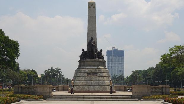 Monumen Rizal Park