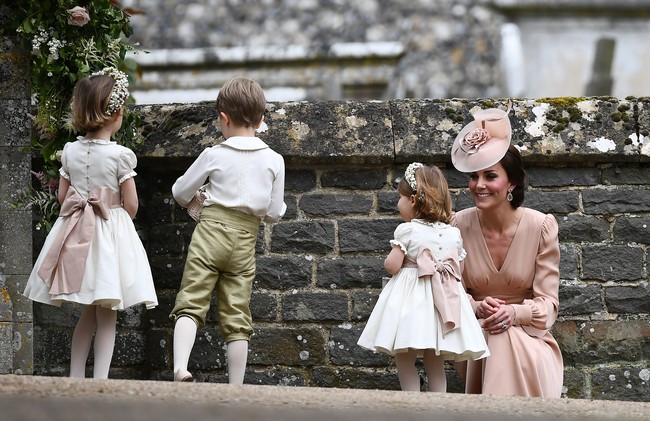 Momen manis Kate Middleton bersama Putri Charlotte. Foto: Getty Images