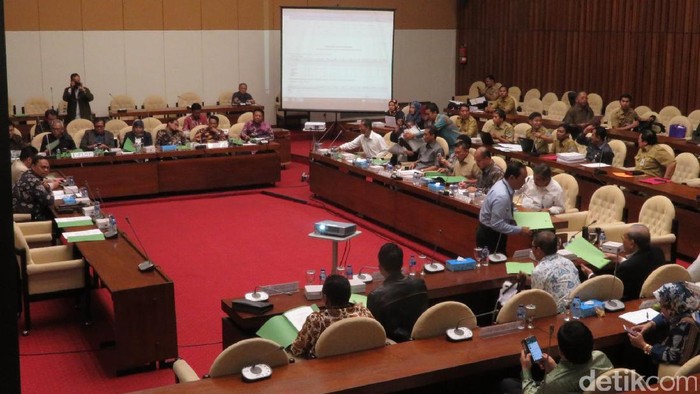 Rapat 2 Jam, Pansus DPR Baru Sepakati 2 dari 14 Isu RUU Pemilu