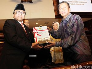 DPD Gelar Paripurna Luar Biasa