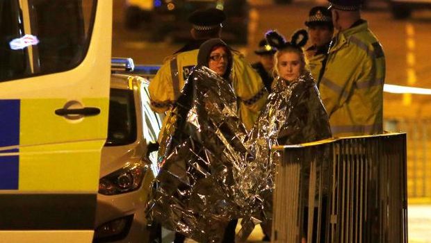 Kepanikan pasca ledakan di konser Ariana Grande