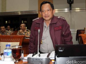 Raker di DPR, Kapolri Paparkan Kasus Pembacokan Ahli IT Hermansyah