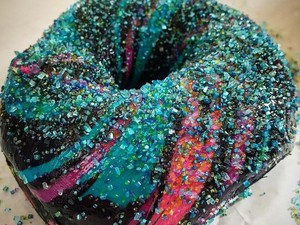 Kerlap-kerlip Cantiknya Bagel Glitter Galaxy yang Manis Legit