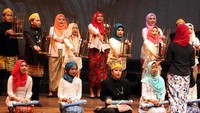 Pagelaran tersebut dipentaskan oleh siswa SMP Islam Al Azhar Bumi Serpong Damai (BSD).