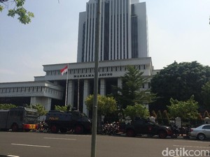 Mempercepat Uji Materi PKPU di MA