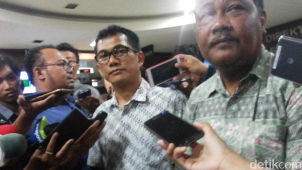 Kepala Subdit Umrah Kemenag Arfi Hatim (berkacamata)
