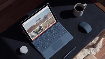 Secara desain, tidak terlihat perbedaan dari Surface Pro 4 yang dirilis tahun lalu. Foto: Microsoft